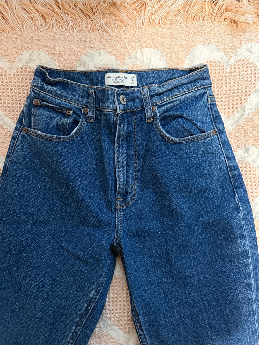 Abercrombie & Fitch Women's Blue High-Rise Straight Jeans